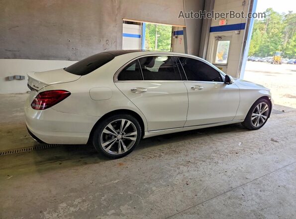 55SWF4KB3GU169969 2016 MERCEDES-BENZ C White Задня права чверть