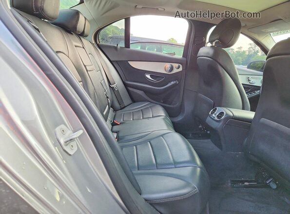 55SWF4KB4GU127035 2016 MERCEDES-BENZ C Silver Widok tylnych siedzeń