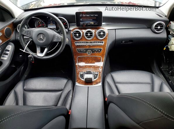 55SWF4KB5GU150338 2016 MERCEDES-BENZ C Gray Vista del salpicadero