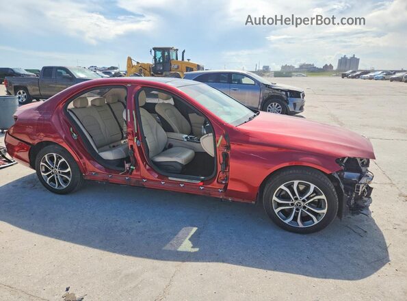 55SWF4KB9HU224619 2017 MERCEDES-BENZ C Red Передня права чверть