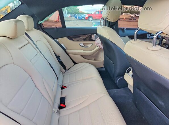 55SWF4KBXJU259868 2018 MERCEDES-BENZ C White Вид задніх сидінь