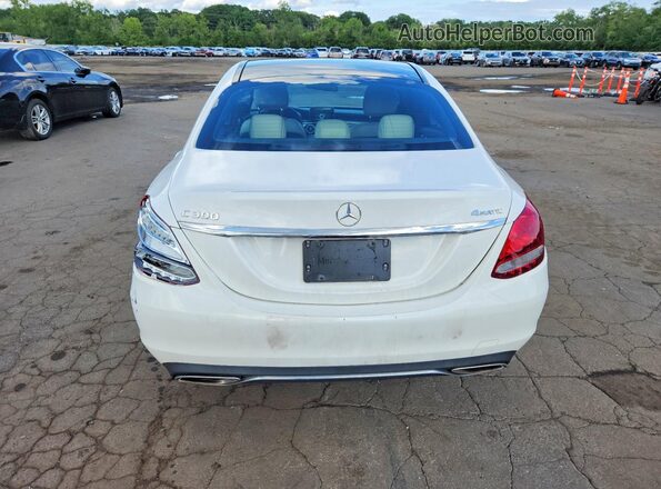 55SWF4KBXJU259868 2018 MERCEDES-BENZ C White Вид ззаду