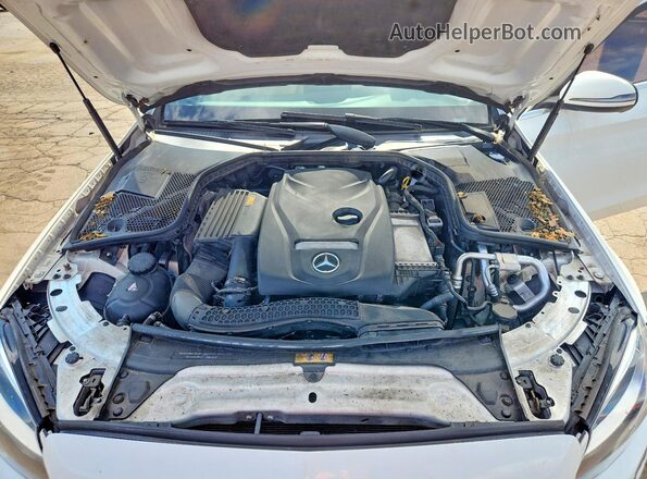 55SWF4KBXJU259868 2018 MERCEDES-BENZ C White Вид задньої частини салону