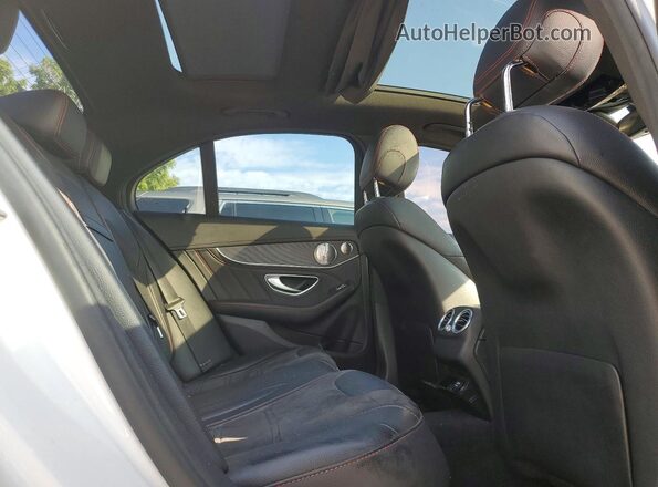 55SWF6EB2HU198629 2017 MERCEDES-BENZ C White Vista de los asientos traseros
