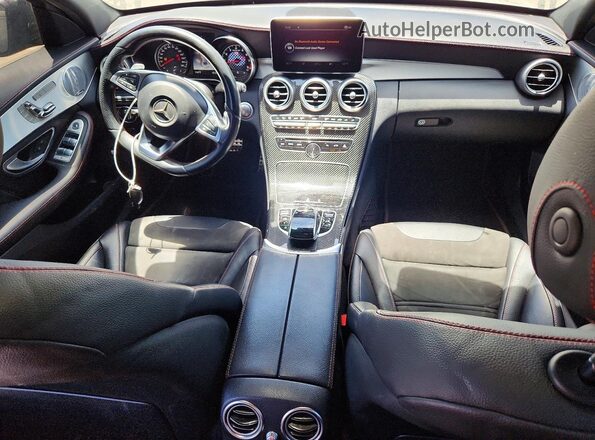 55SWF6EB4JU267164 2018 MERCEDES-BENZ C Black Widok deski rozdzielczej