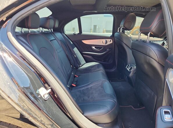 55SWF6EB4JU267164 2018 MERCEDES-BENZ C Black Widok tylnych siedzeń
