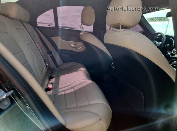55SWF8DB2KU292403 2019 MERCEDES-BENZ C Blue Вид задніх сидінь