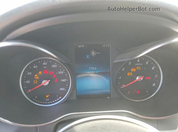 55SWF8EB2KU304662 2019 MERCEDES-BENZ C Tan Widok zestawu wskaźników