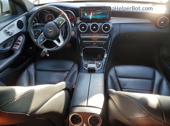 55SWF8EB3KU283854 2019 MERCEDES-BENZ C White Dashboard view