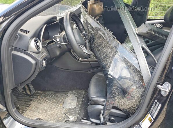 55SWF8EB3KU317808 2019 MERCEDES-BENZ C Black Widok wnętrza z przodu