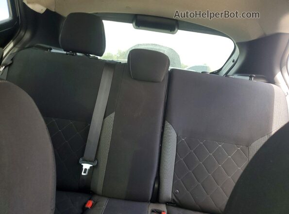 3N1CP5CU4JL519595 2018 NISSAN KICKS Silver Widok wnętrza z tyłu