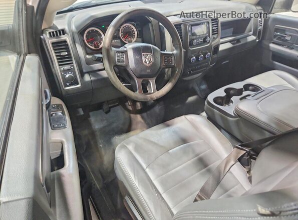 3C6JR6DG7KG506239 2019 RAM 1500 Белый Вид щитка приборов