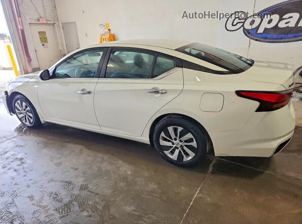 1N4BL4BV8RN436701 2024 NISSAN ALTIMA White Tył prawy