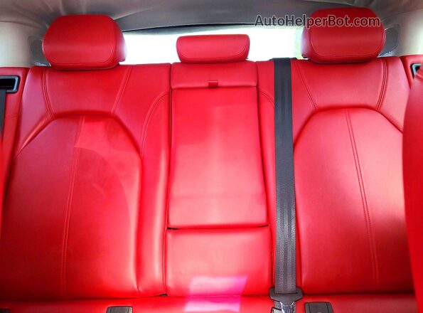 ZASFAKPN9J7C08379 2018 ALFA ROMEO STELVIO Черный Вид задней части салона