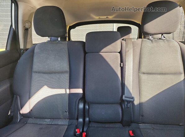 5N1DR2MN6HC902957 2017 NISSAN PATHFINDER Silver Vista interior trasera