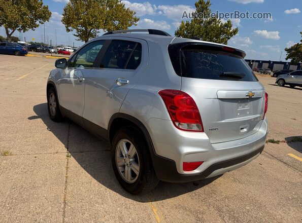 KL7CJLSB3LB016810 2020 CHEVROLET TRAX Silver Առջևի աջ