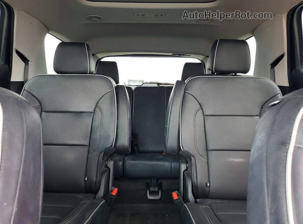 1GNEVNKW7LJ231411 2020 CHEVROLET TRAVERSE Silver უკანა სალონის ხედი
