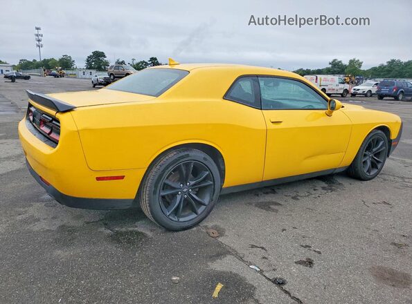2C3CDZAG1HH503050 2017 DODGE CHALLENGER Yellow Front right