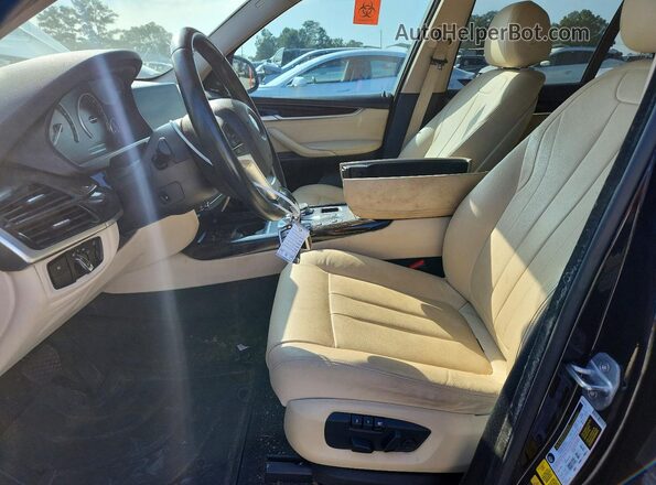 5UXKT0C51G0S76039 2016 BMW X5 Black Vista del salpicadero