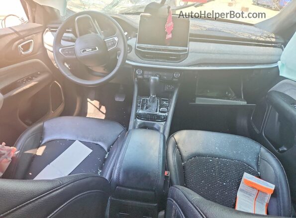3C4NJDBN1RT109280 2024 JEEP COMPASS Black Widok zestawu wskaźników
