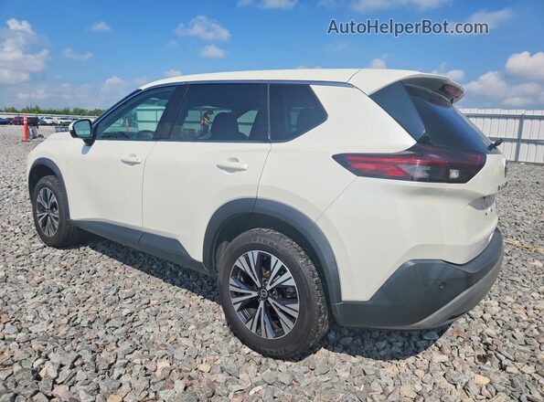 5N1AT3BAXMC734793 2021 NISSAN ROGUE Белый Задняя правая четверть