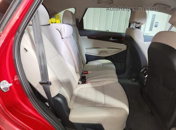 5XYPGDA30HG267722 2017 KIA SORENTO Red Engine compartment view