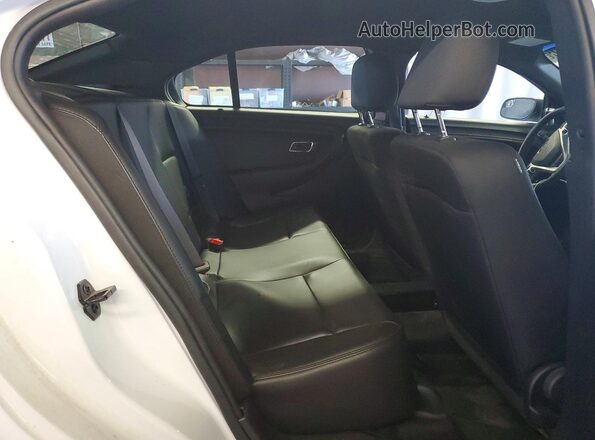 1FAHP2MK5GG111785 2016 FORD TAURUS White Widok wnętrza z tyłu
