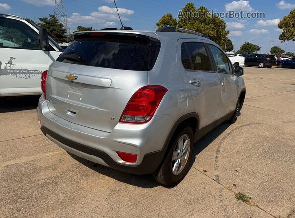 KL7CJLSB3LB016810 2020 CHEVROLET TRAX Silver Դիմացի տեսք
