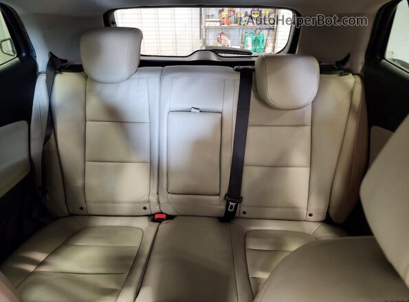 KL4CJGSM8KB763758 2019 BUICK ENCORE Бордовый Вид задней части салона