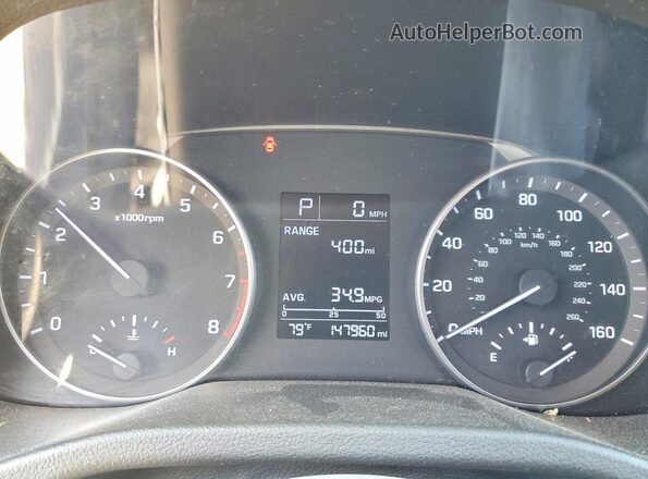 5NPD84LF2HH007631 2017 HYUNDAI ELANTRA Red Widok tylnych siedzeń