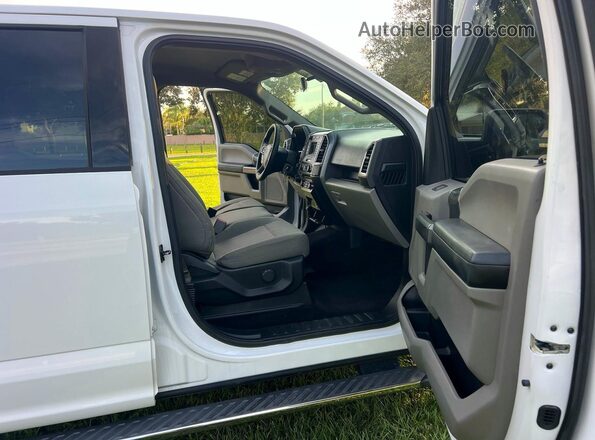 1FTFW1EFXHFA14234 2017 FORD F150 White Դիմացի տեսք
