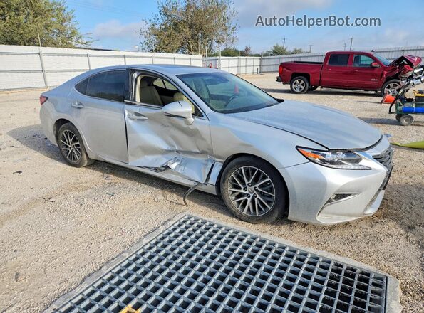 58ABK1GG0HU043659 2017 LEXUS ES Silver Delantero derecho