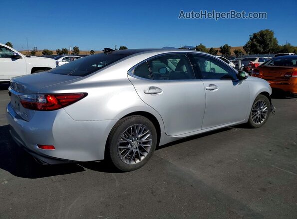 58ABK1GG3JU110342 2018 LEXUS ES Silver Rear right