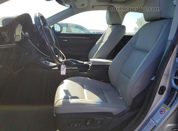 58ABK1GG3JU110342 2018 LEXUS ES Silver Front interior view