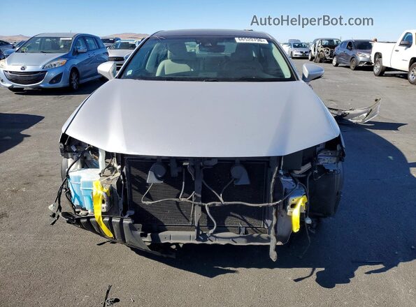 58ABK1GG3JU110342 2018 LEXUS ES Silver Front view