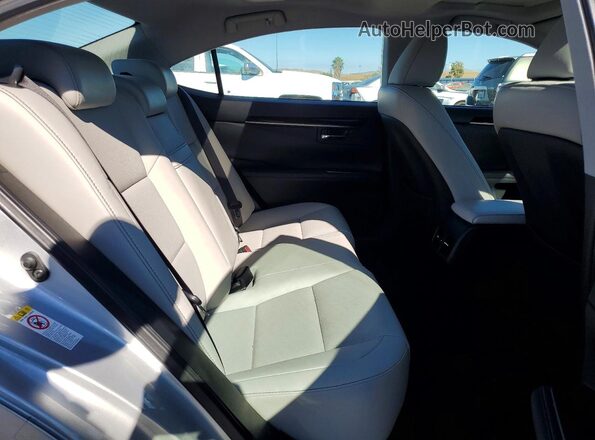 58ABK1GG3JU110342 2018 LEXUS ES Silver Rear seats view