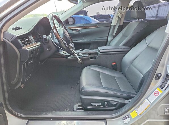 58ABK1GG4JU083264 2018 LEXUS ES Gray Front interior view