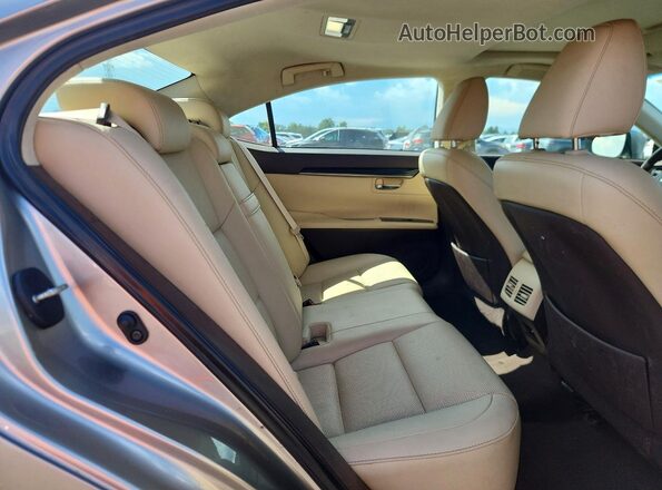 58ABK1GG7JU081606 2018 LEXUS ES Silver Widok tylnych siedzeń