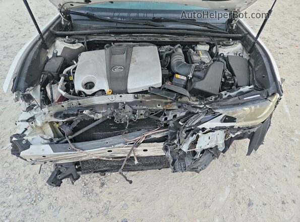 58ABZ1B13KU018728 2019 LEXUS ES White Вид задньої частини салону