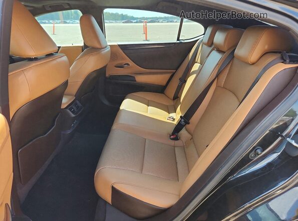 58ACZ1B12MU102482 2021 LEXUS ES Charcoal Vista de los asientos traseros