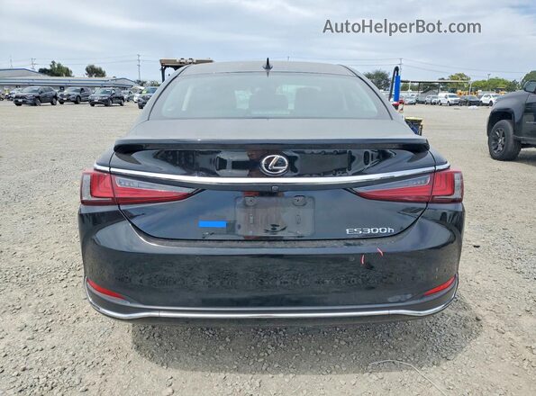 58ADA1C12RU040888 2024 LEXUS ES Black Հետևի տեսք