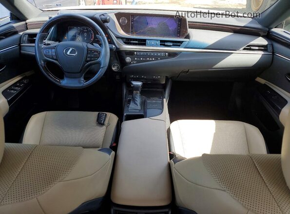 58ADZ1B16MU085559 2021 LEXUS ES Белый Вид панели приборов