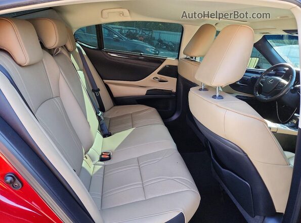 58AF21B19LU012357 2020 LEXUS ES Red Вид задніх сидінь
