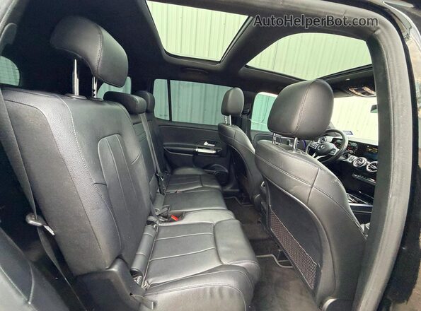 W1N4M4GB5MW107478 2021 MERCEDES-BENZ GLB-CLASS Black Widok wnętrza z przodu
