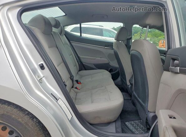 5NPD74LF7HH183609 2017 HYUNDAI ELANTRA Silver Rear interior view