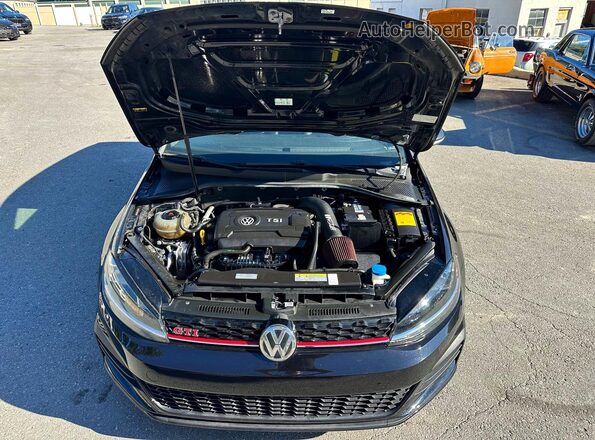 3VW5T7AU7MM000861 2021 VOLKSWAGEN GTI Black Вид салону спереду