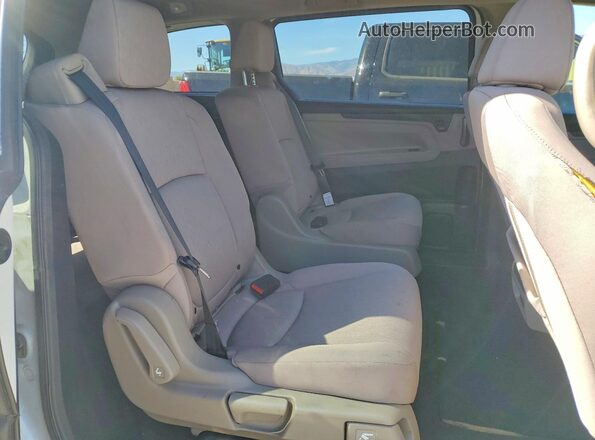 5FNRL6H20MB006119 2021 HONDA ODYSSEY White Вид задньої частини салону
