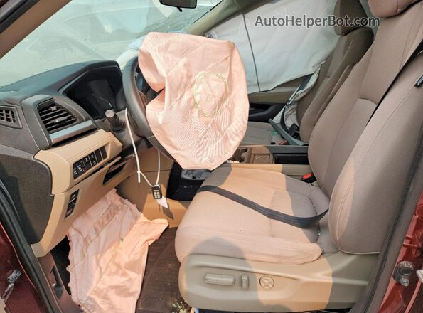 5FNRL6H51JB021539 2018 HONDA ODYSSEY Red Front interior view