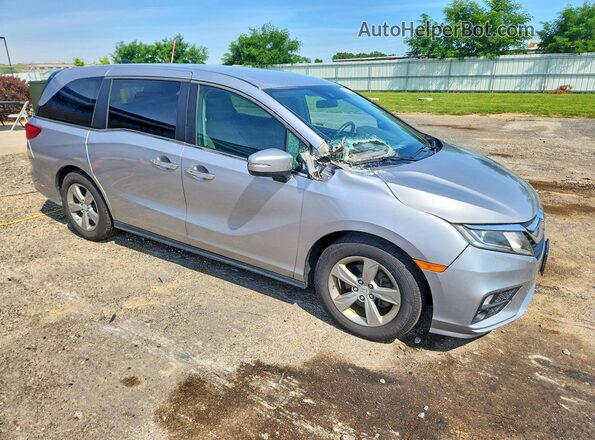 5FNRL6H57JB058093 2018 HONDA ODYSSEY Silver Առջևի աջ