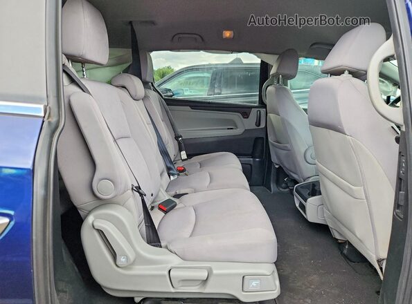 5FNRL6H5XLB010283 2020 HONDA ODYSSEY Blue Rear interior view